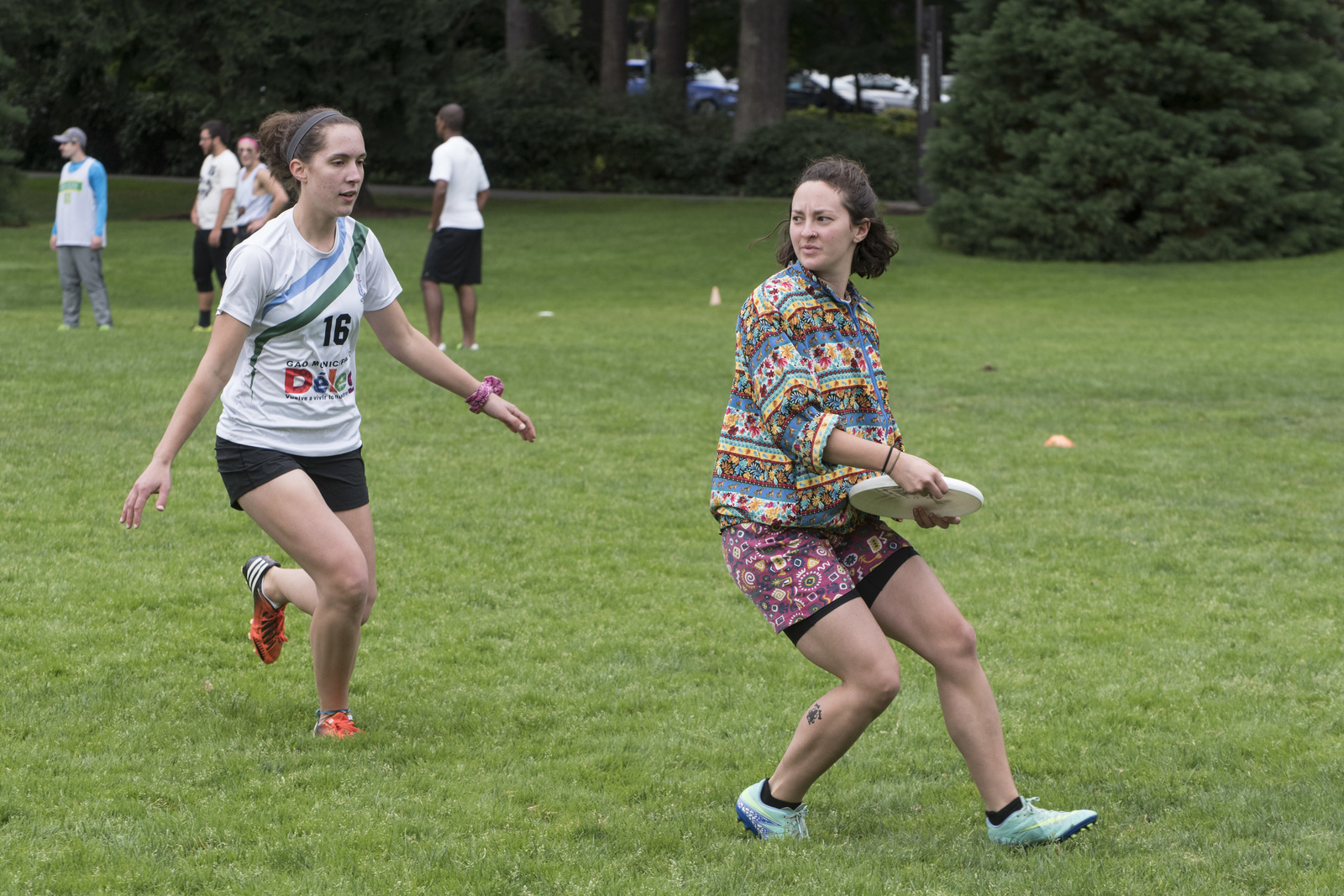 Students playing ultimate