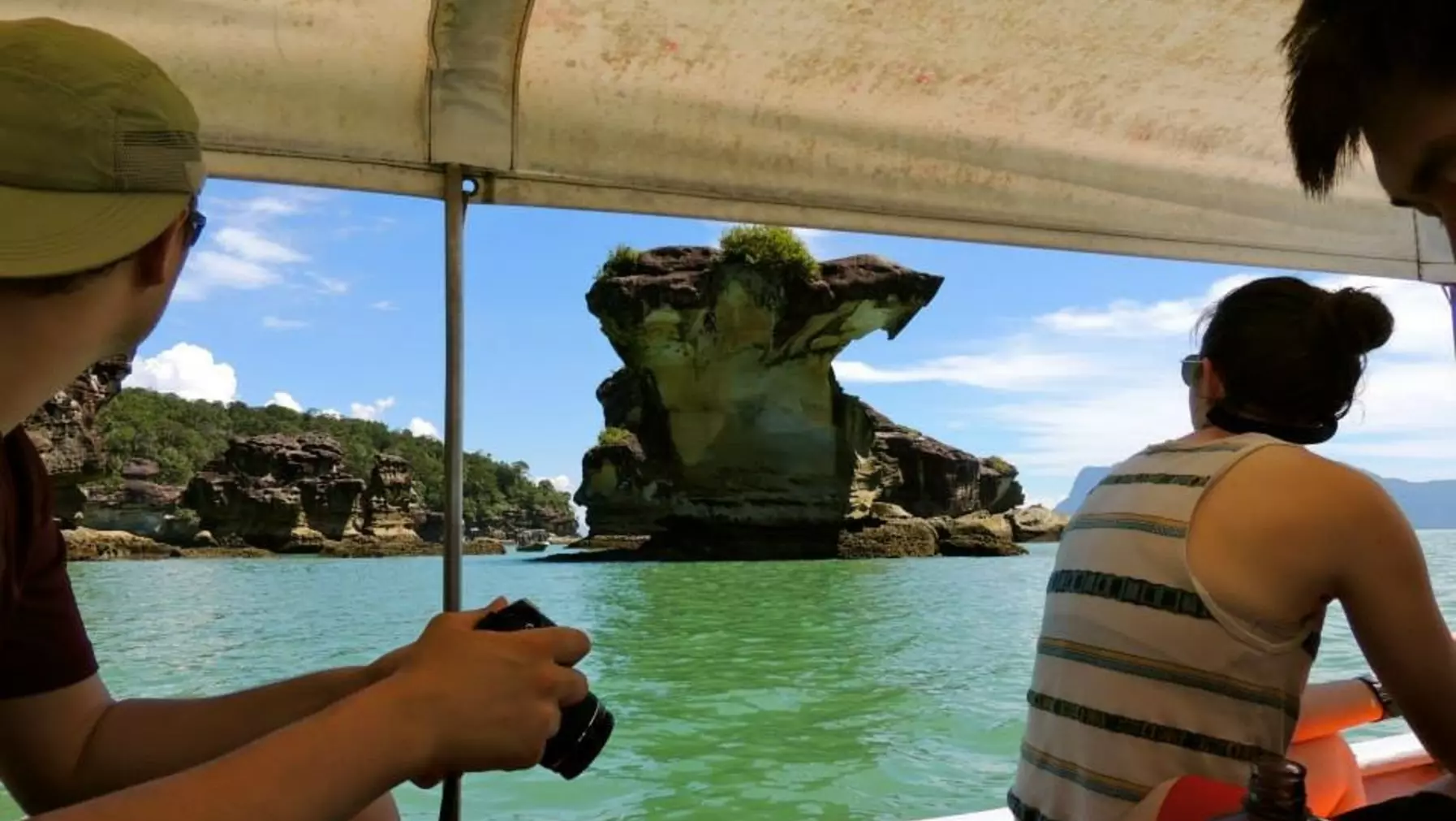 Field School in Conservation and Development, Borneo. Photo credit: Robin Hopkins '15