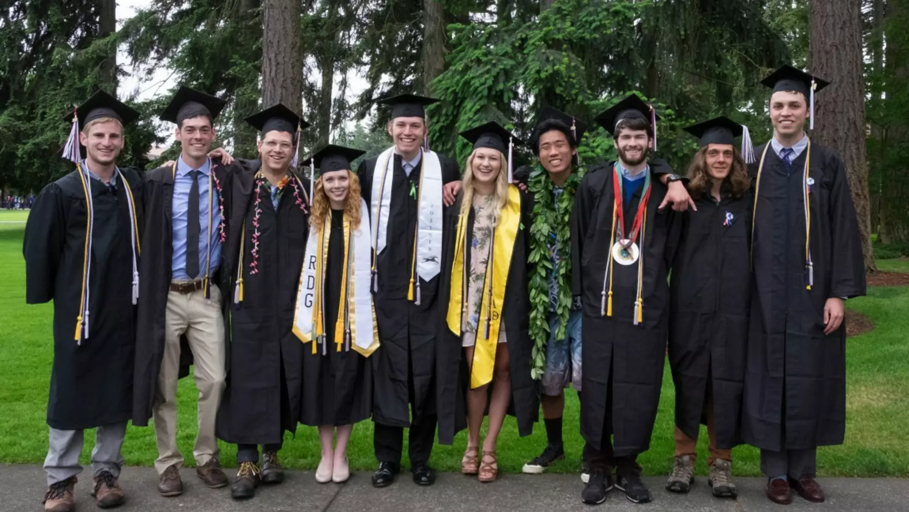 Geology class of 2016 graduates