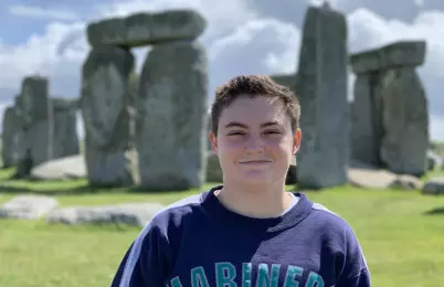 Hayes Tomlinson ’23